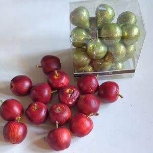 Vase Fruit Fillers Festive New Green Pears And Damaged Red Apple Decor Set